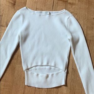 Sweater with cute high crop cut out